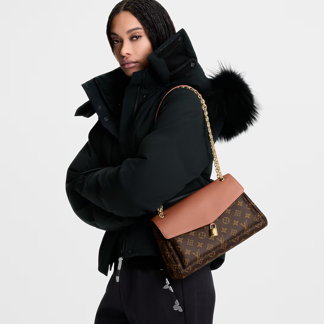LU Bag  24 cm