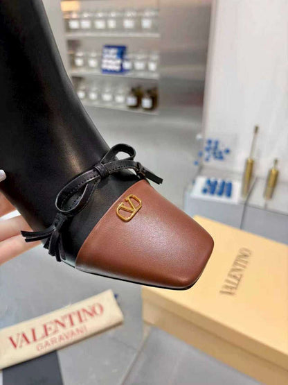 C V  Woman Boots 2 Color's