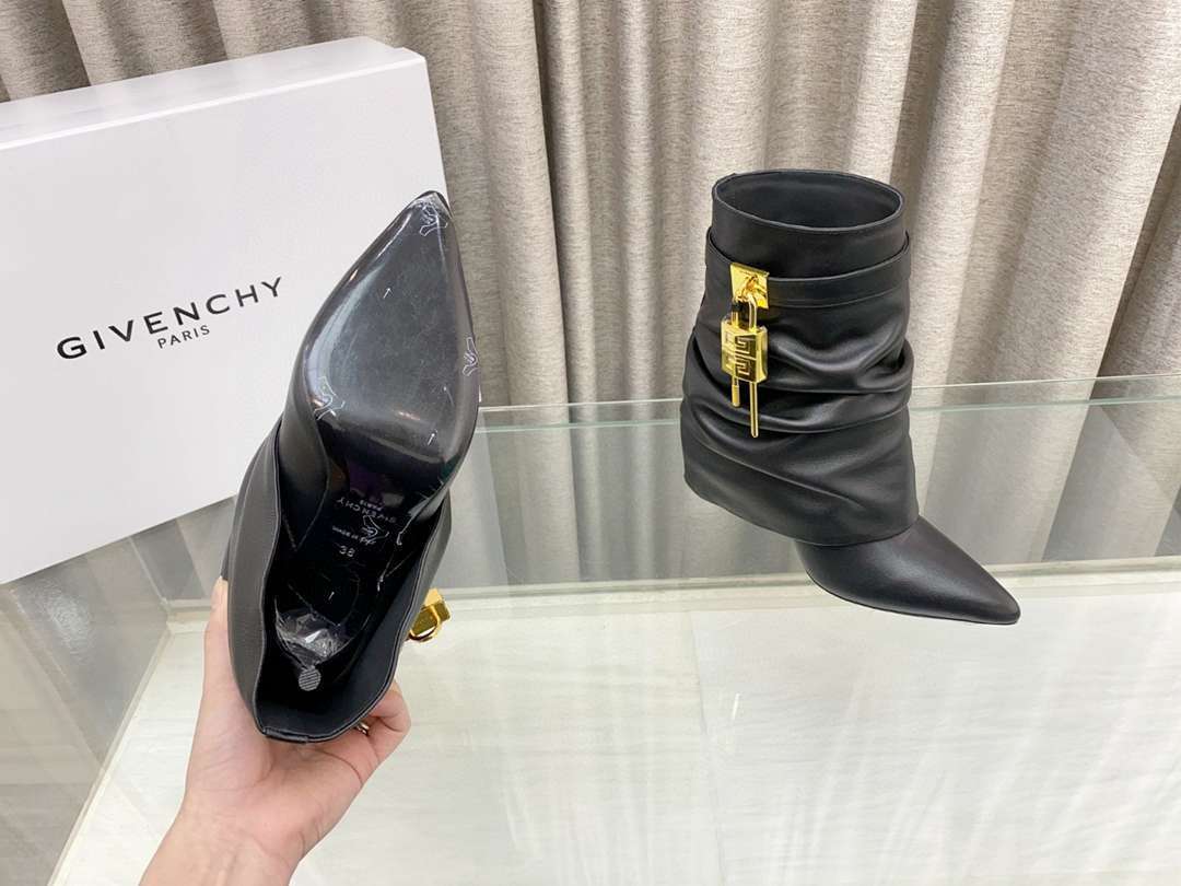 GIVENJY Low Boots