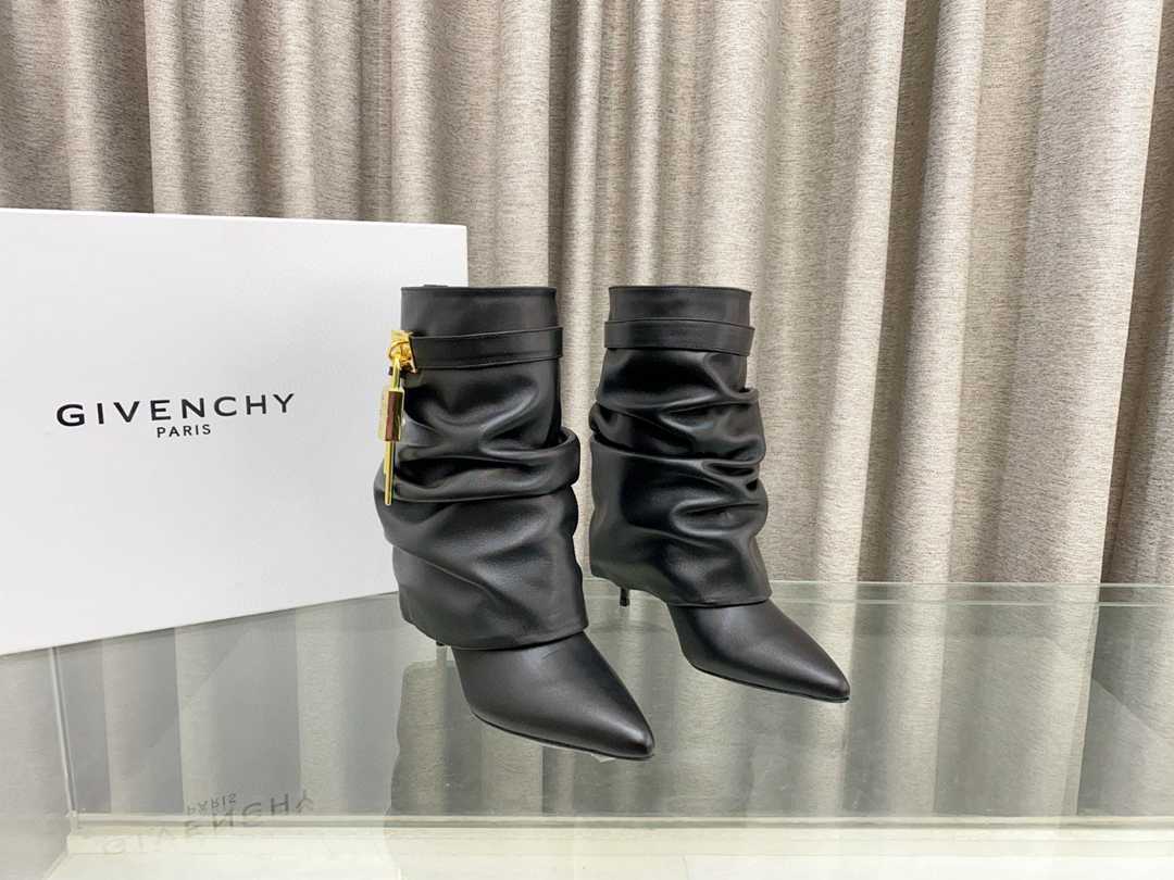 GIVENJY Low Boots