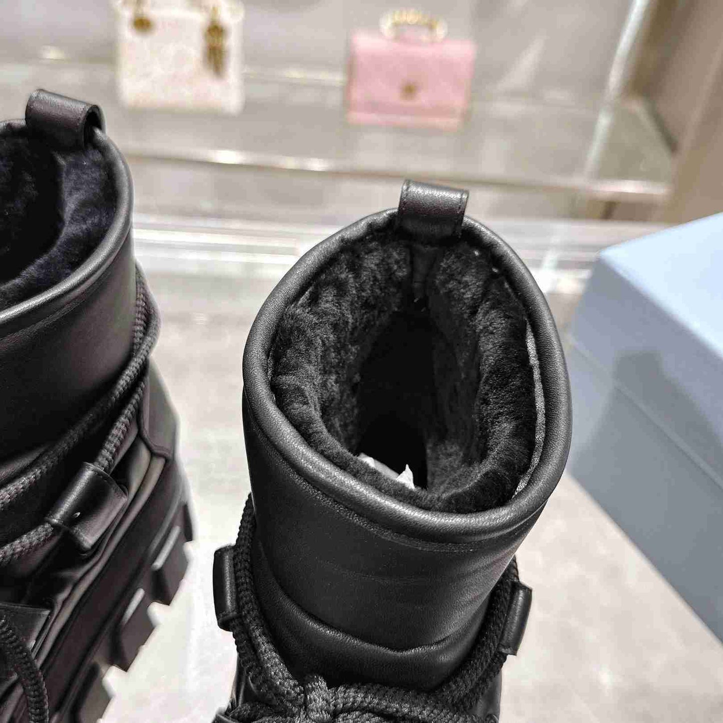 PRD  Woman Boots 42