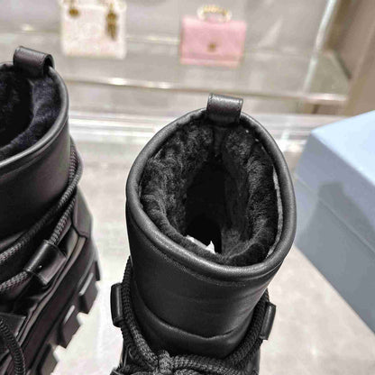 PRD  Woman Boots 42