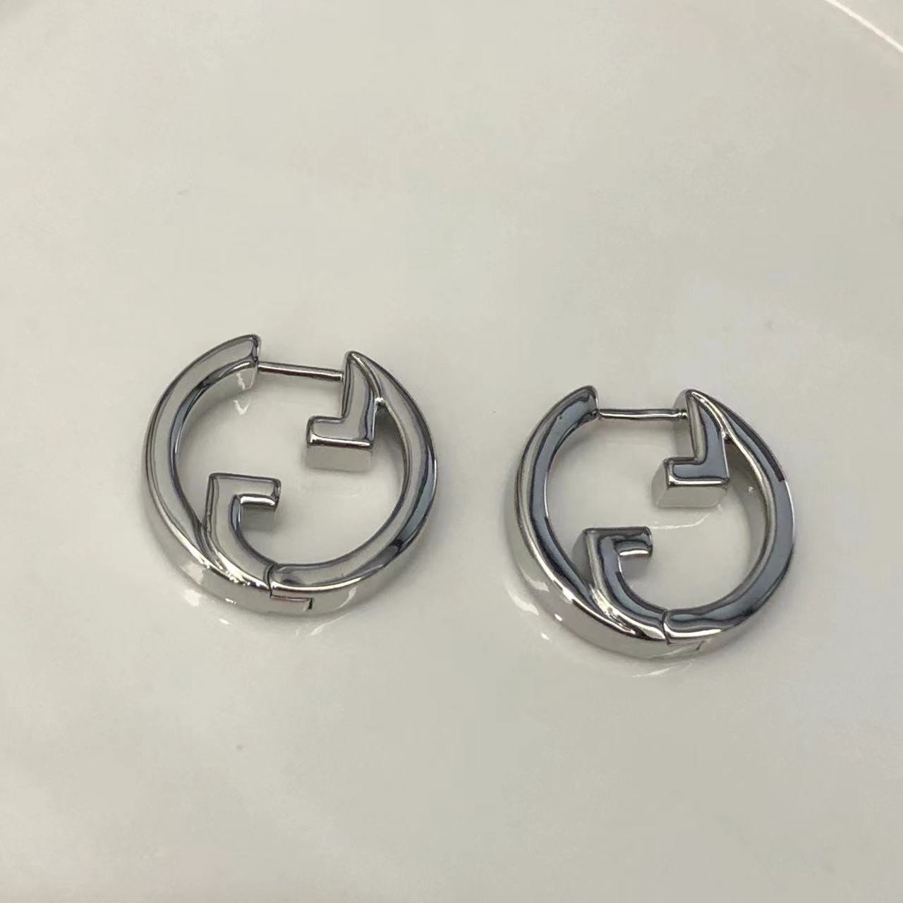 GU  Fashion earrings  SALE-min order required