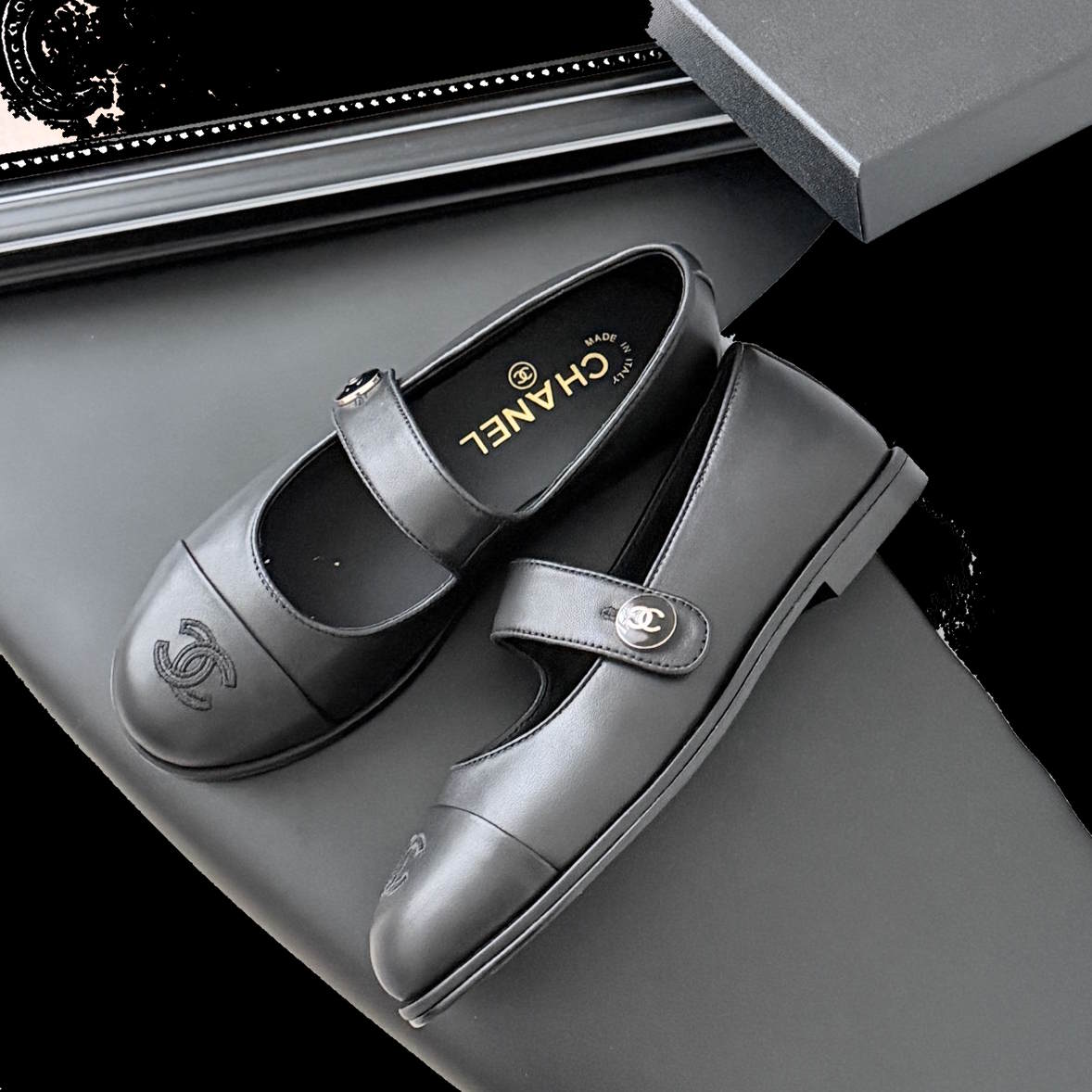 CHL  Shoes  Woman
