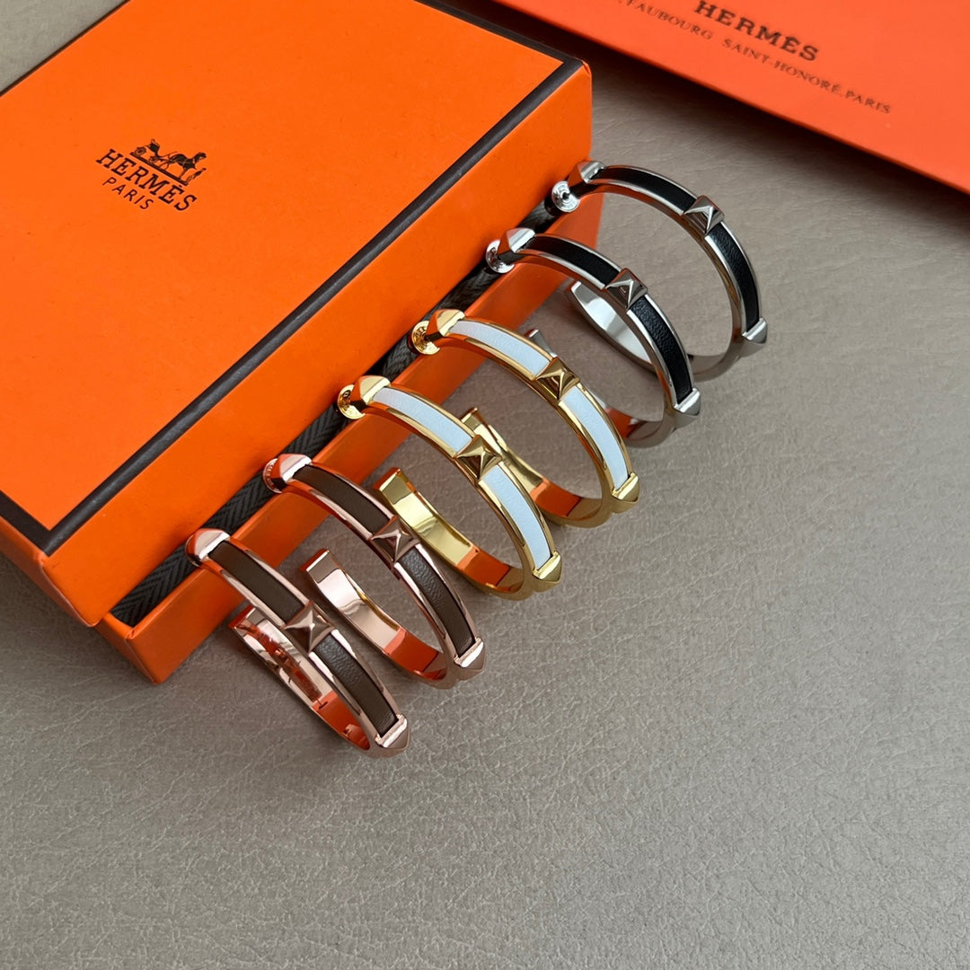 HRM Fashion earrings 3 Color's