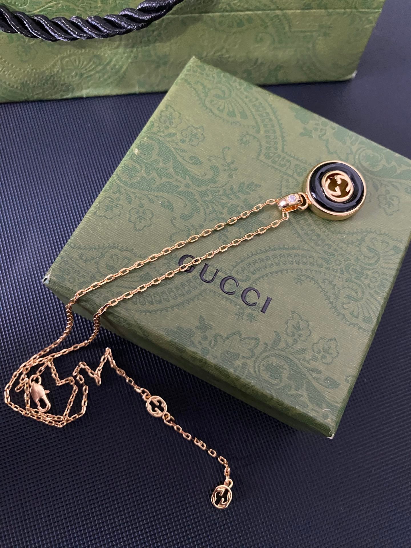 GU  Necklace SALE-min order required
