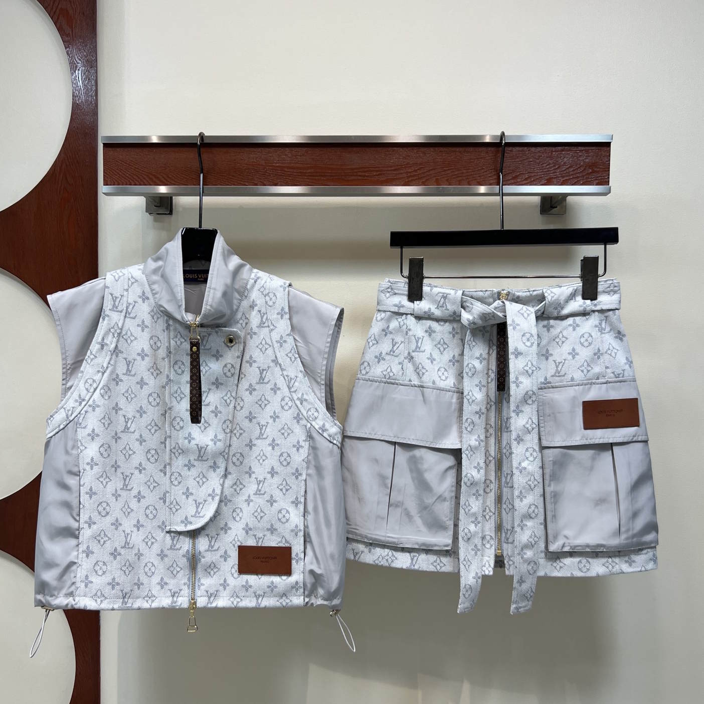 LU  Woman  jacket and short set GQ