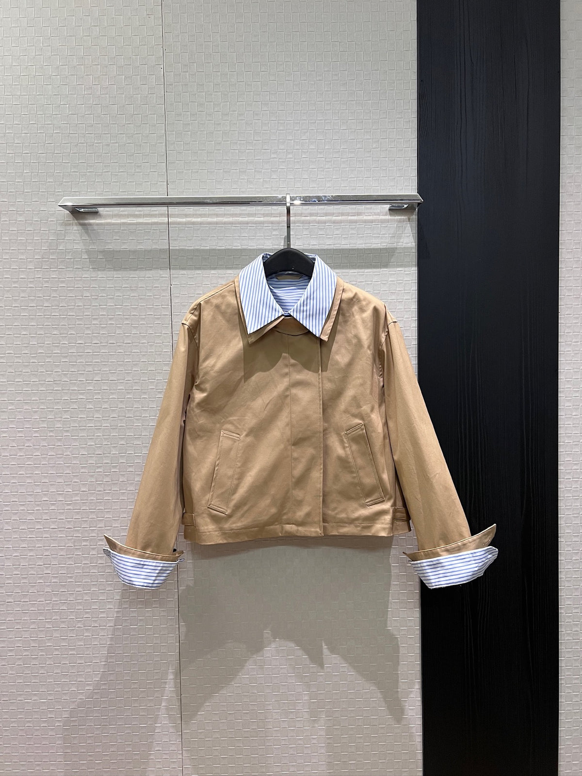 AC NE Woman  Jacket 2 Color's
