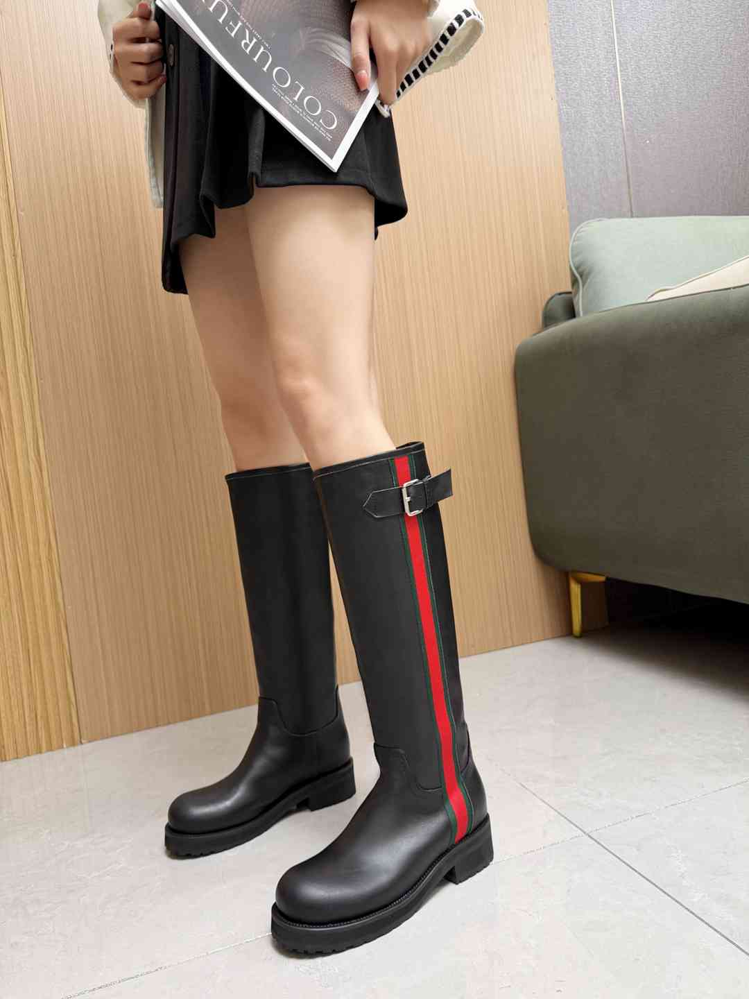 GU  Boots Woman High 42