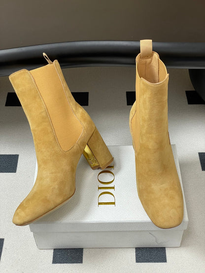 CHD Woman Boots 2 Color's