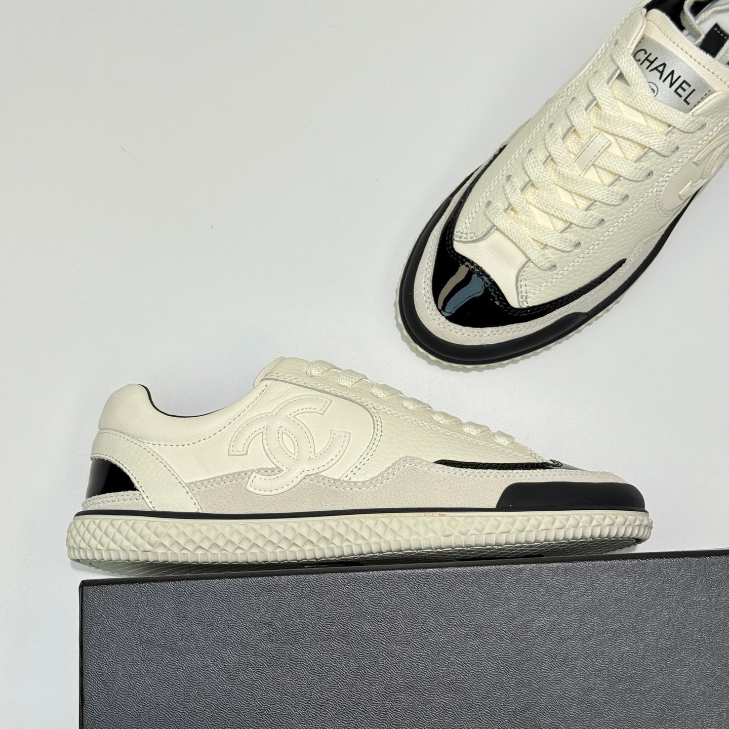 CHL Sneakers Woman