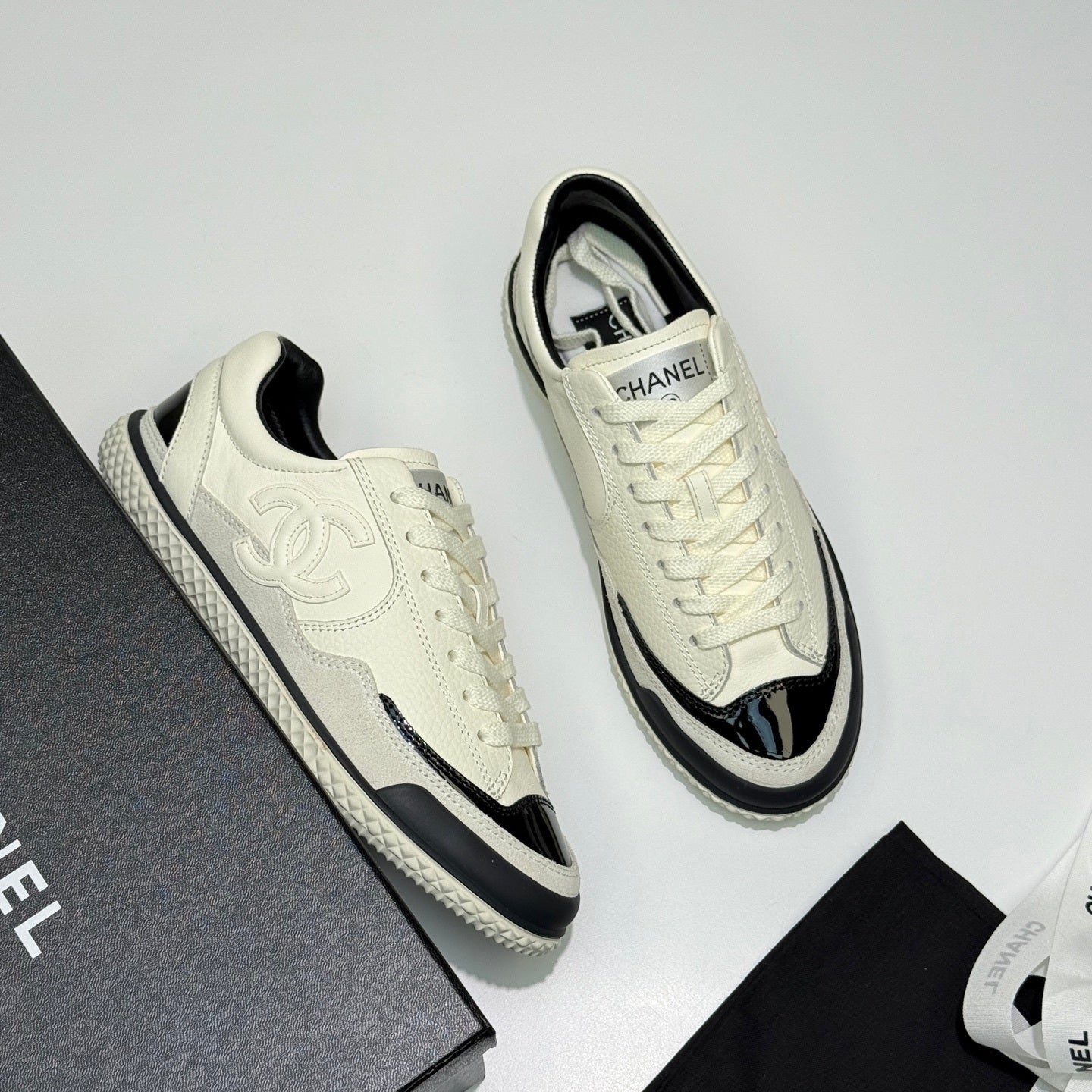 CHL Sneakers Woman
