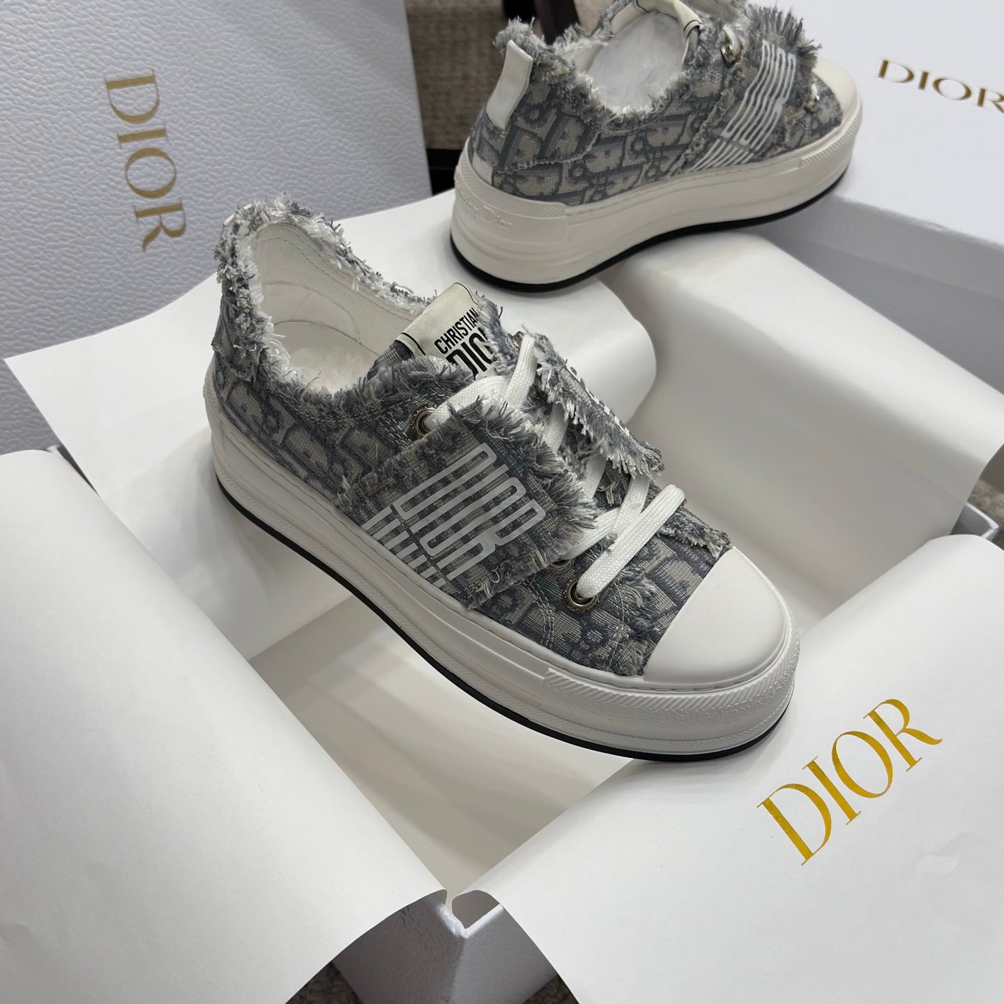 CHD Sneakers 3 Color's 42