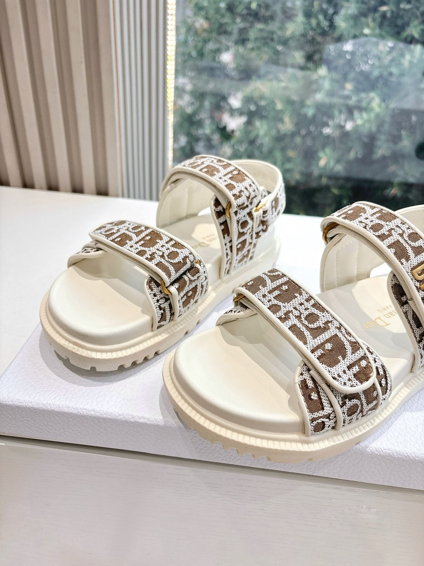 CHD  Sandals Woman