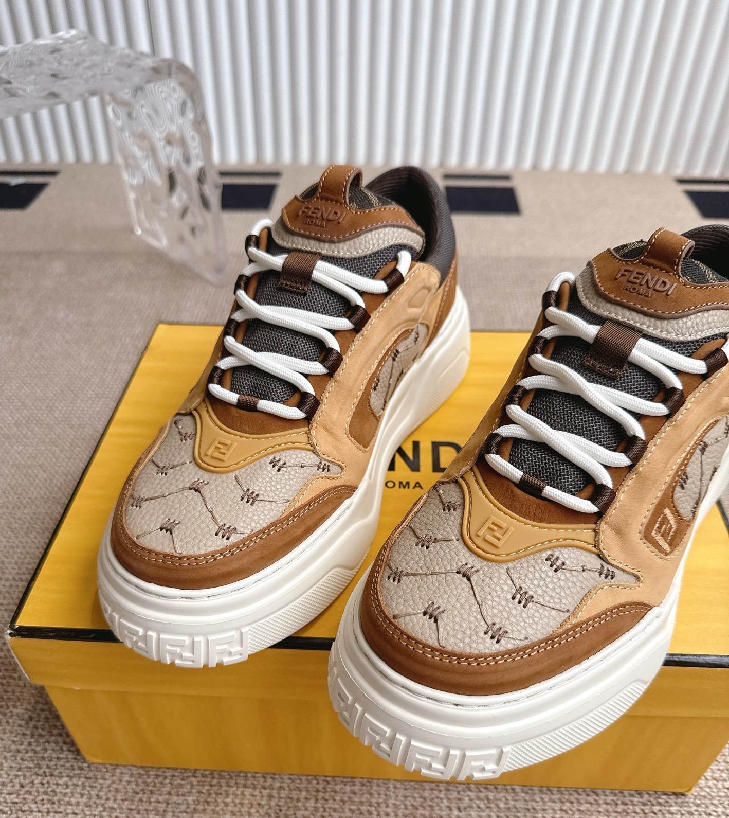 FEN Sneakers Trainers 2 Color 's