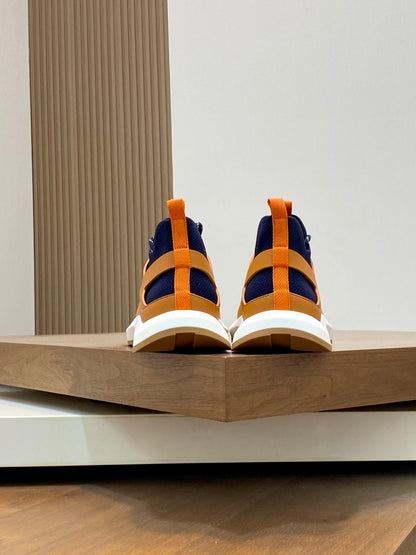 HRM Sneakers