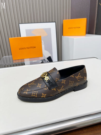 LU Shoes  Woman 2 Color's