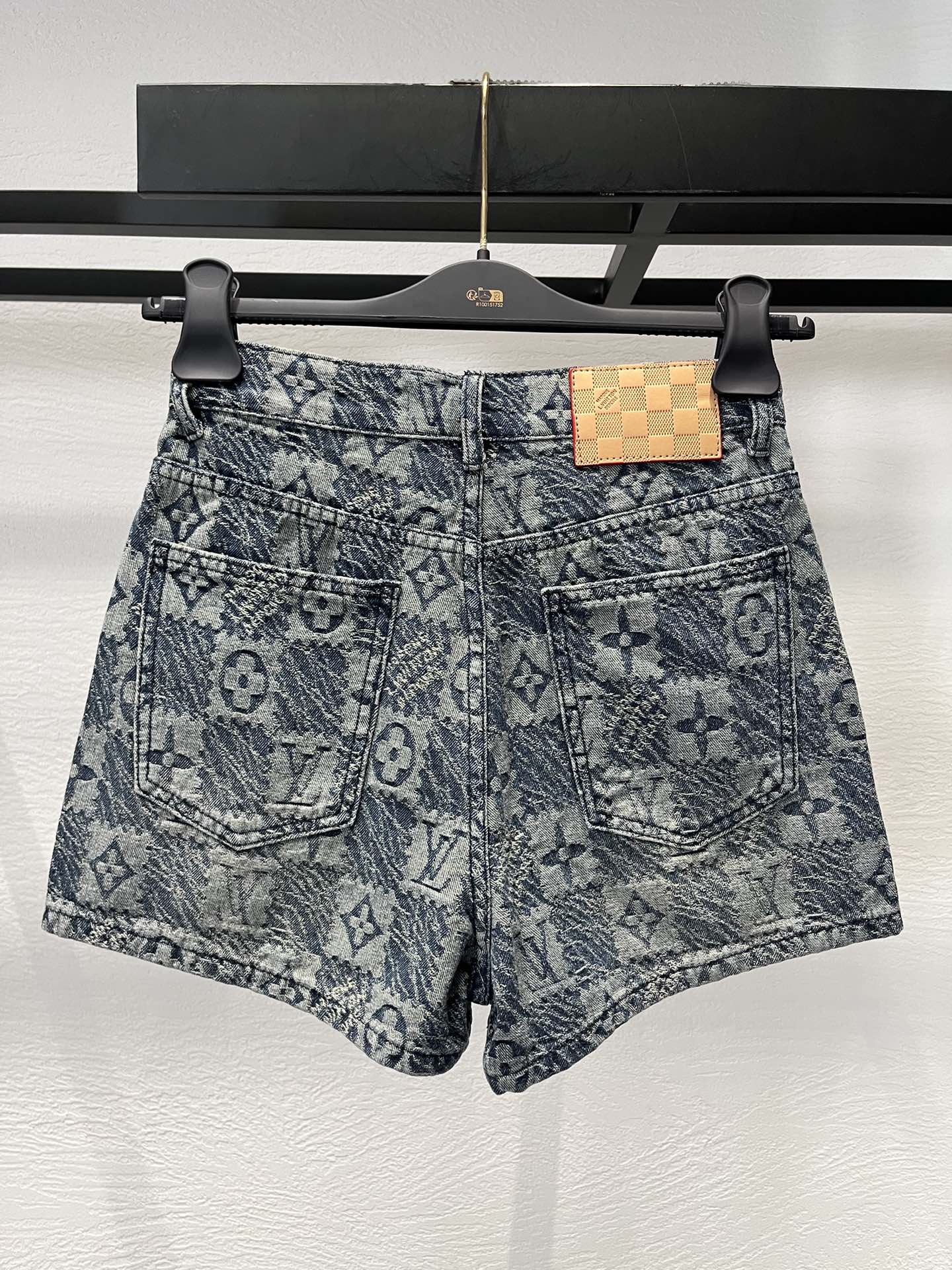 LU  Pants Shorts Jeans Denim Woman Limited
