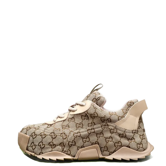 GU  Sneakers