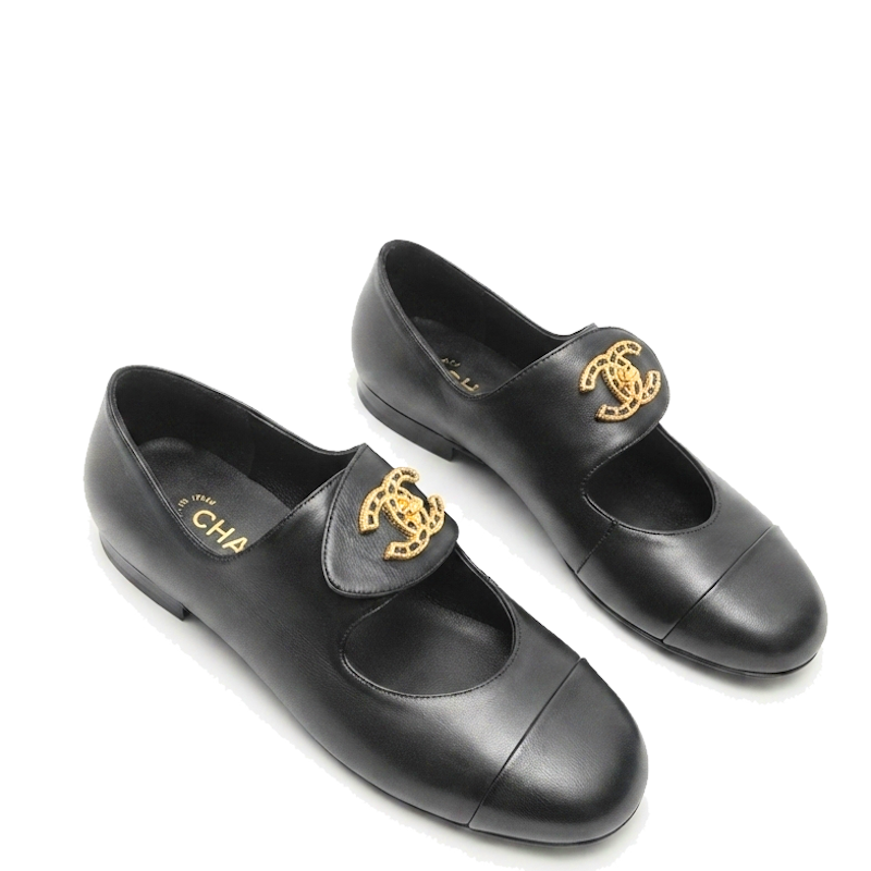 GU  Sneakers 2 Color 's Size