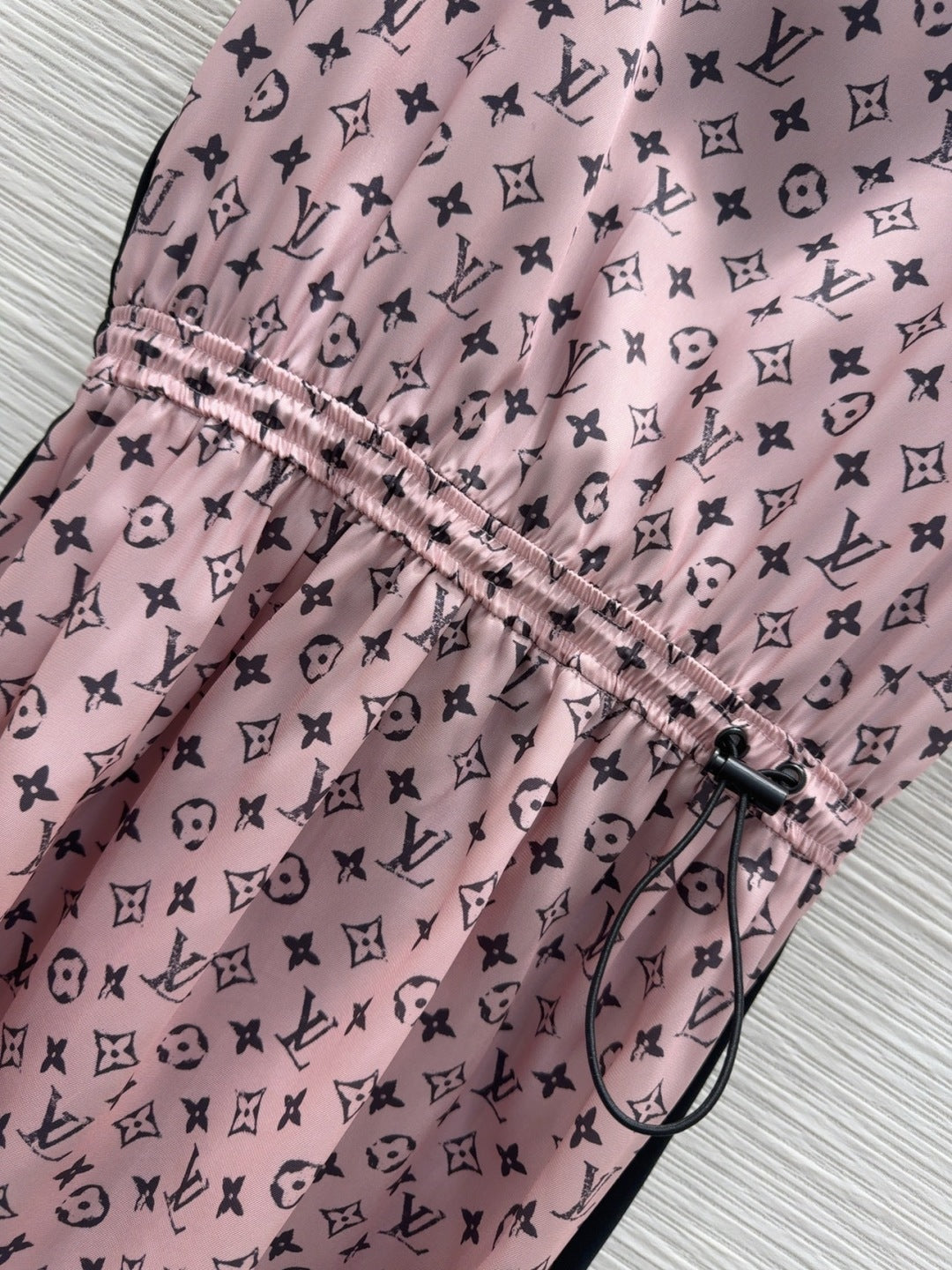 LU  Monogram Front Drawstring dress Limited