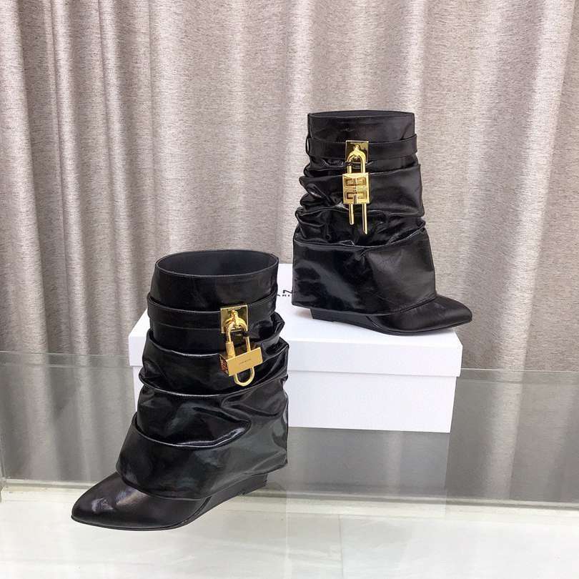 GIVENJY Low Boots 42