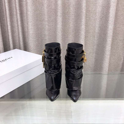 GIVENJY Low Boots 42