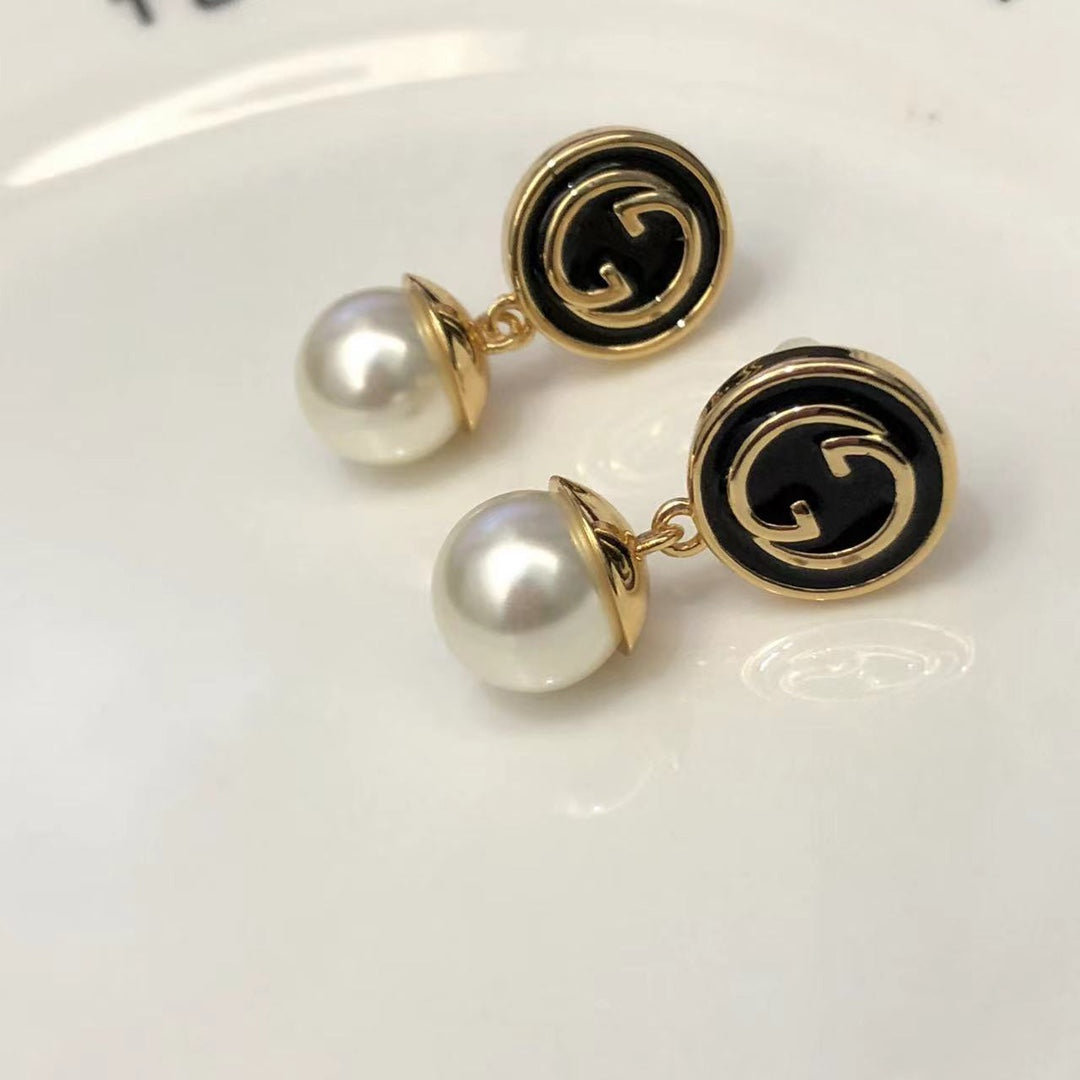 GU  Fashion earrings  SALE-min order required