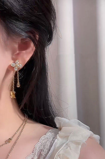 LU Fashion earrings  SALE-min order required