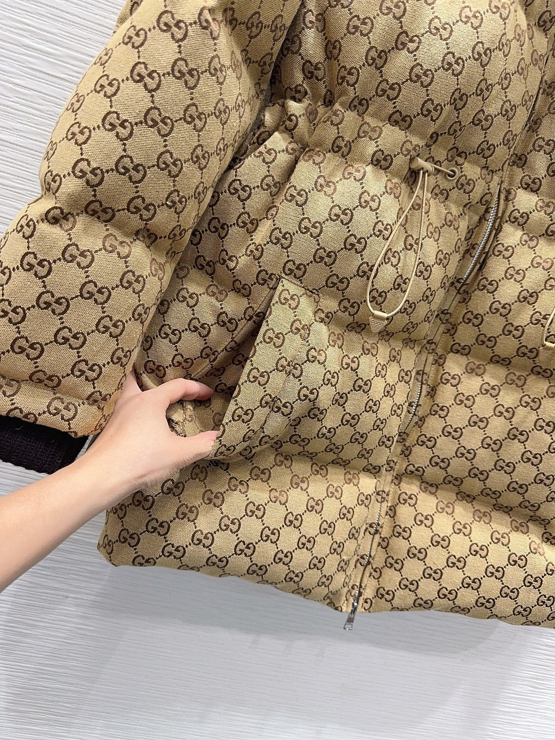 GU Jacket Down  Woman