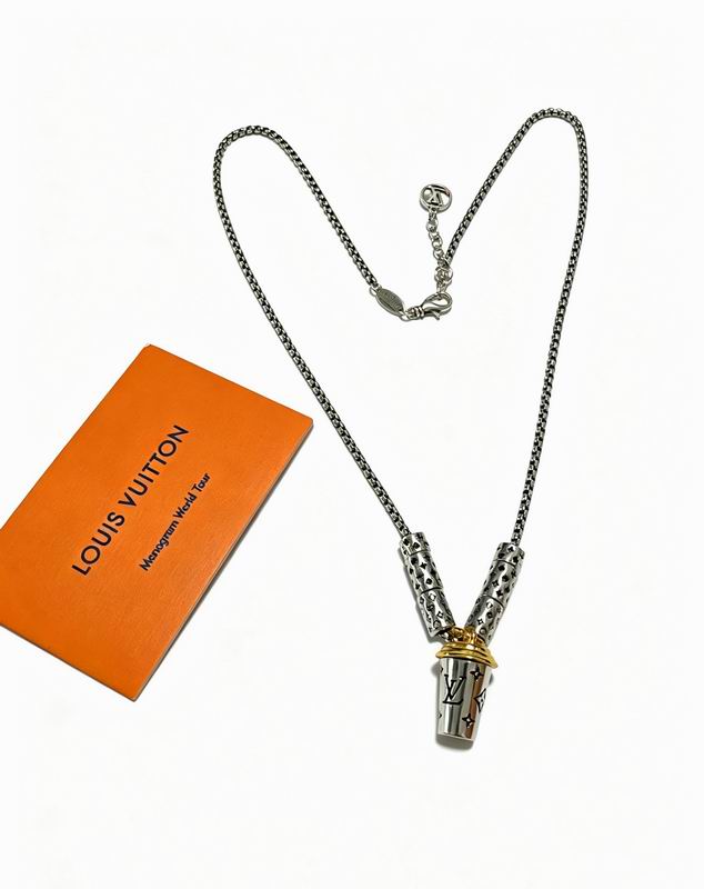 LU Fashion Necklace