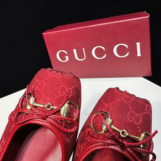 GU Shoes  Woman Size  2 Color's ballerinas -SALE -