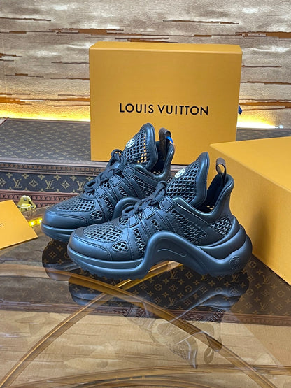 LU ARCH Sneakers