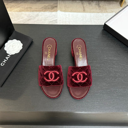 CHL  Slippers Sandals 2 Color's Woman