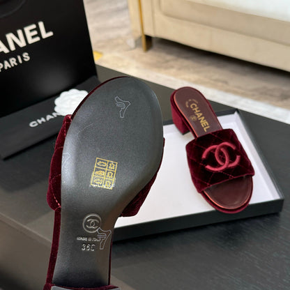 CHL  Slippers Sandals 2 Color's Woman