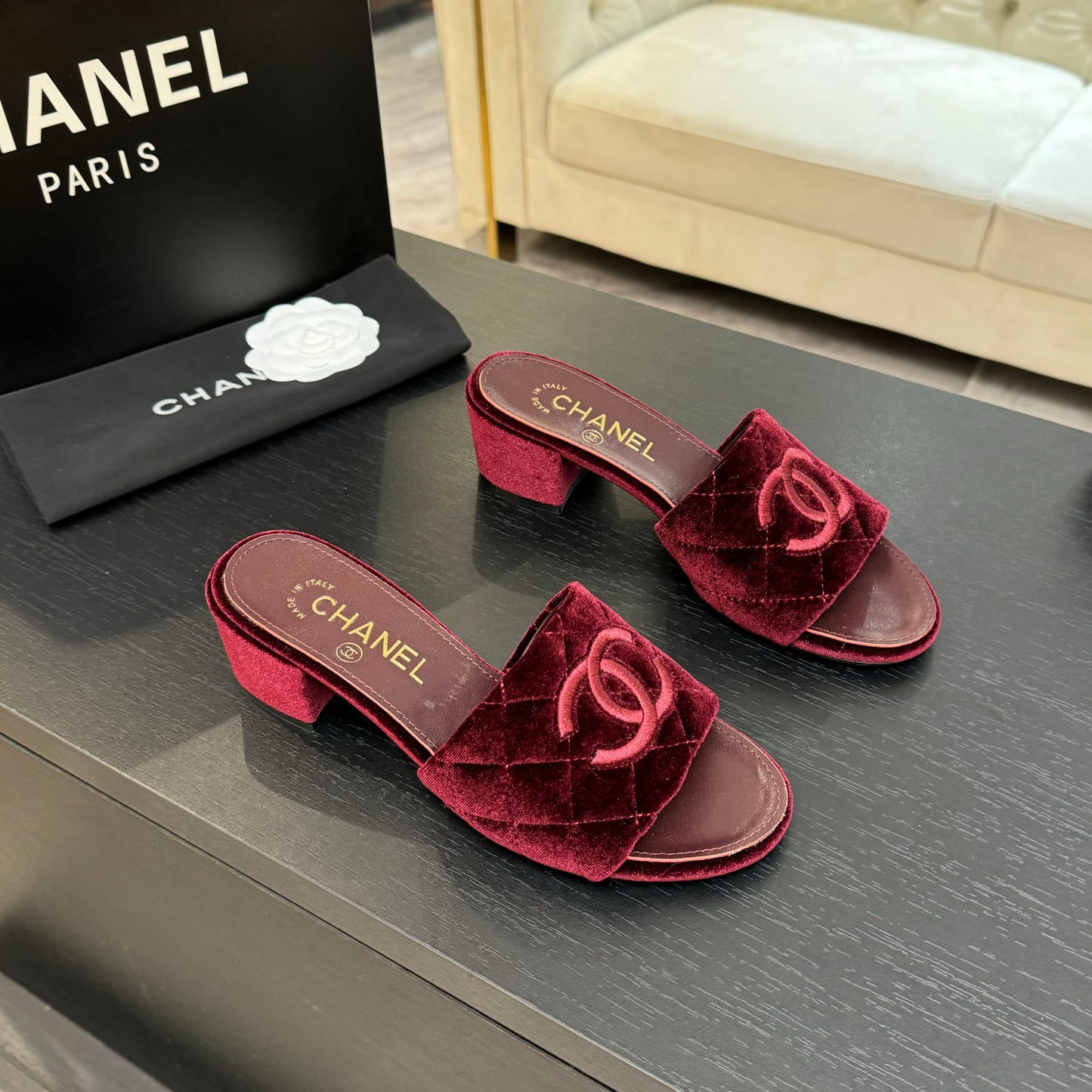 CHL  Slippers Sandals 2 Color's Woman