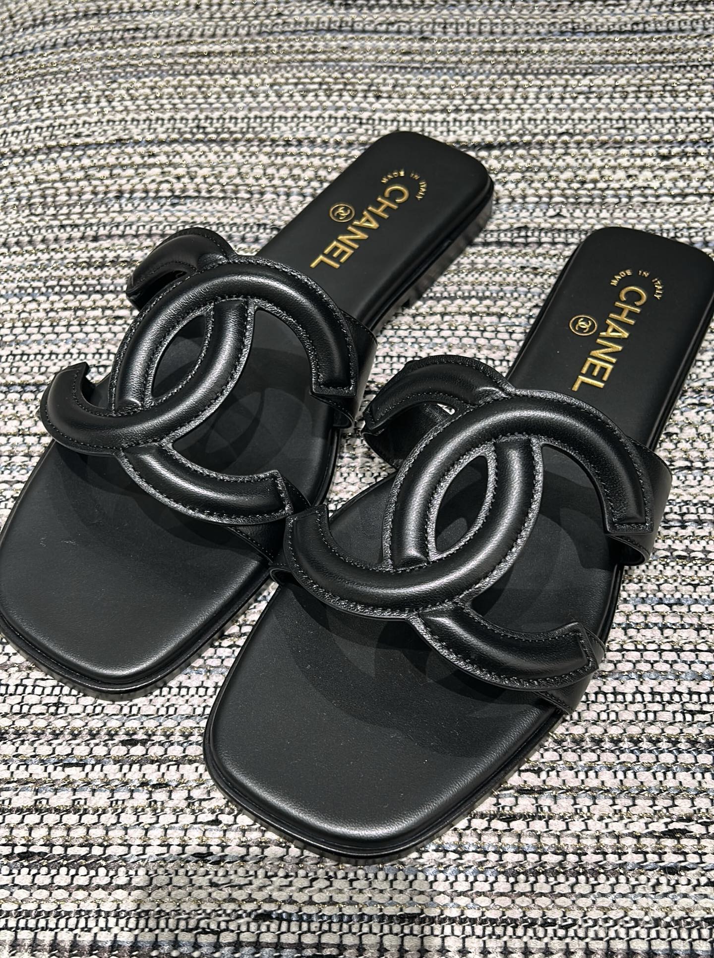 CHL  Slippers  Sandals  Woman 2 Color's