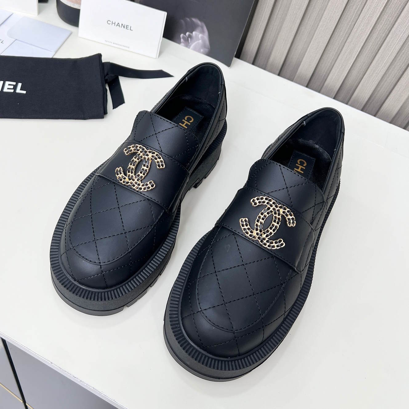 CHL Woman Shoes 2 Color 's