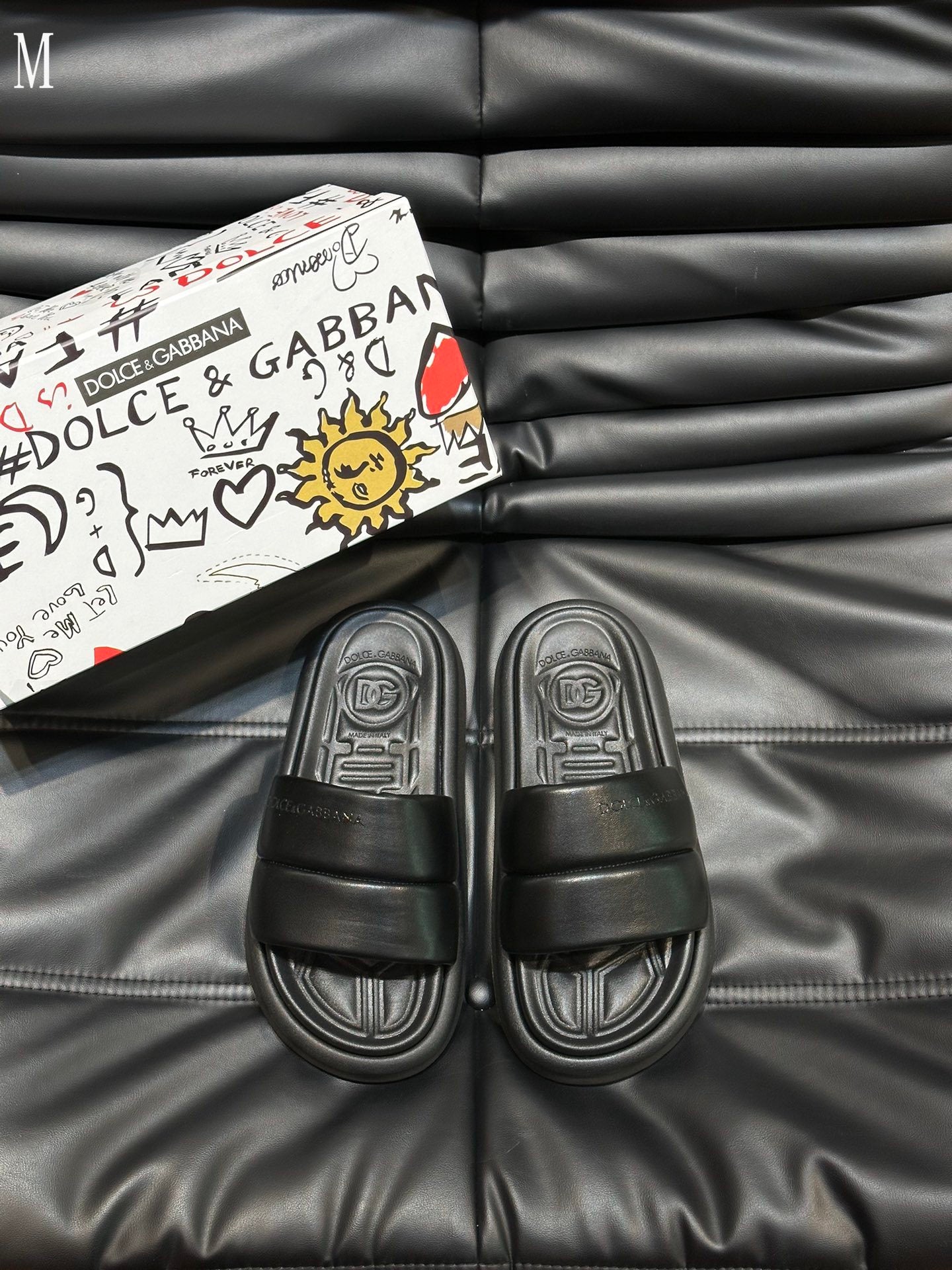 G D  Slippers   Man