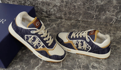 CHD   Sneakers 46