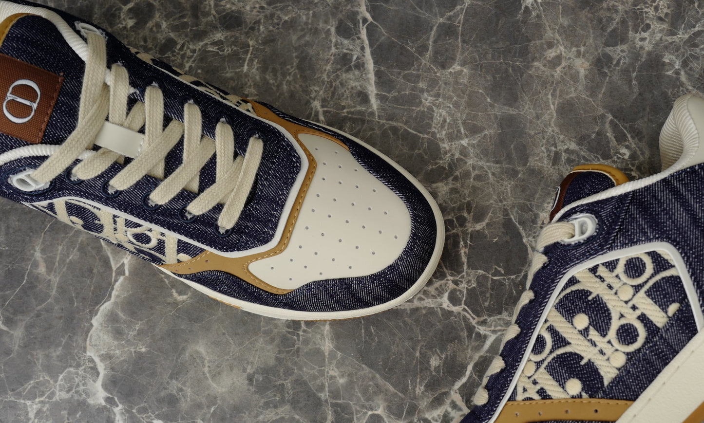 CHD   Sneakers 46