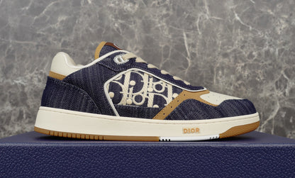 CHD   Sneakers 46