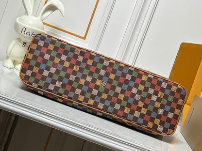 LU Bag  Never Full 42 cm