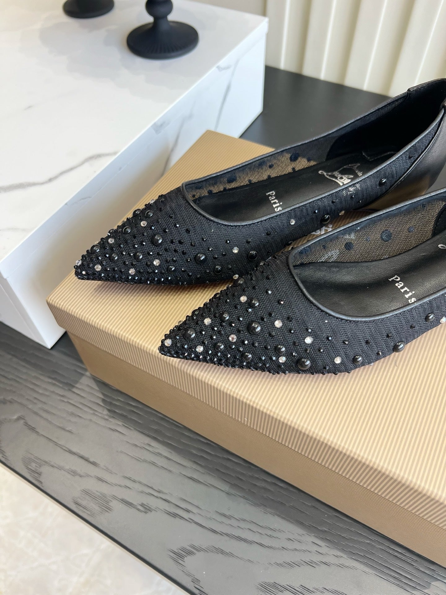 LABUTIN  Shoes  flat Woman 2 Color's 42