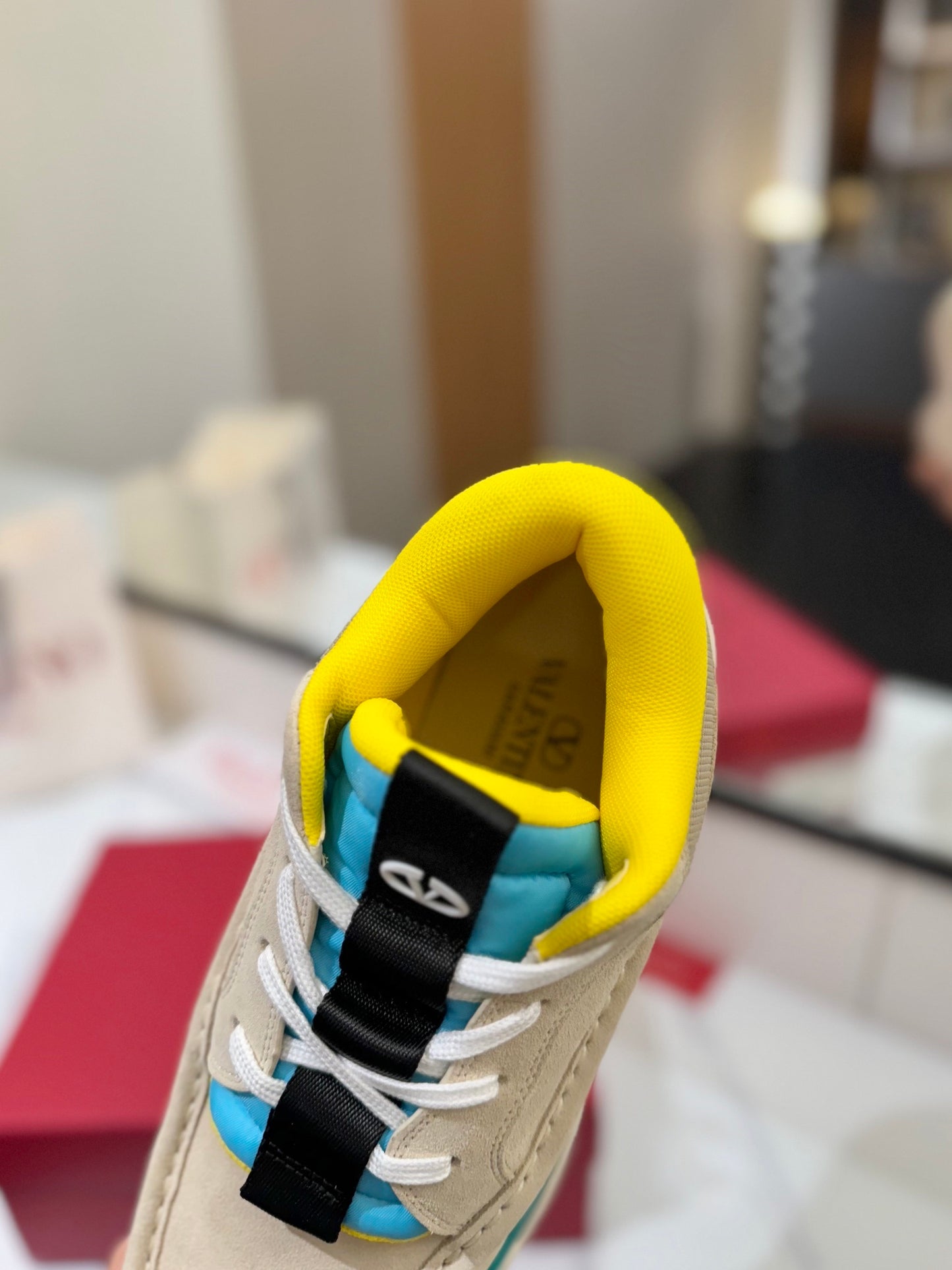 CV Sneakers  Color's  2 Color's