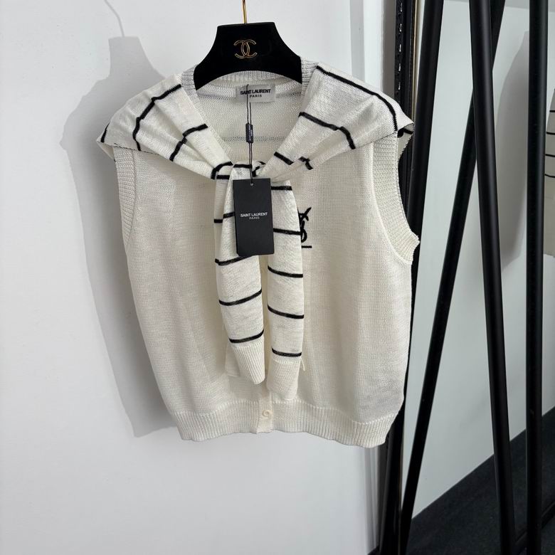 Y L Woman T- Shirt sweater