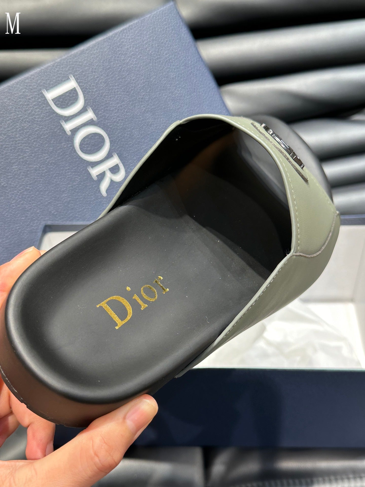 CHD Slippers   Man 4 Color's