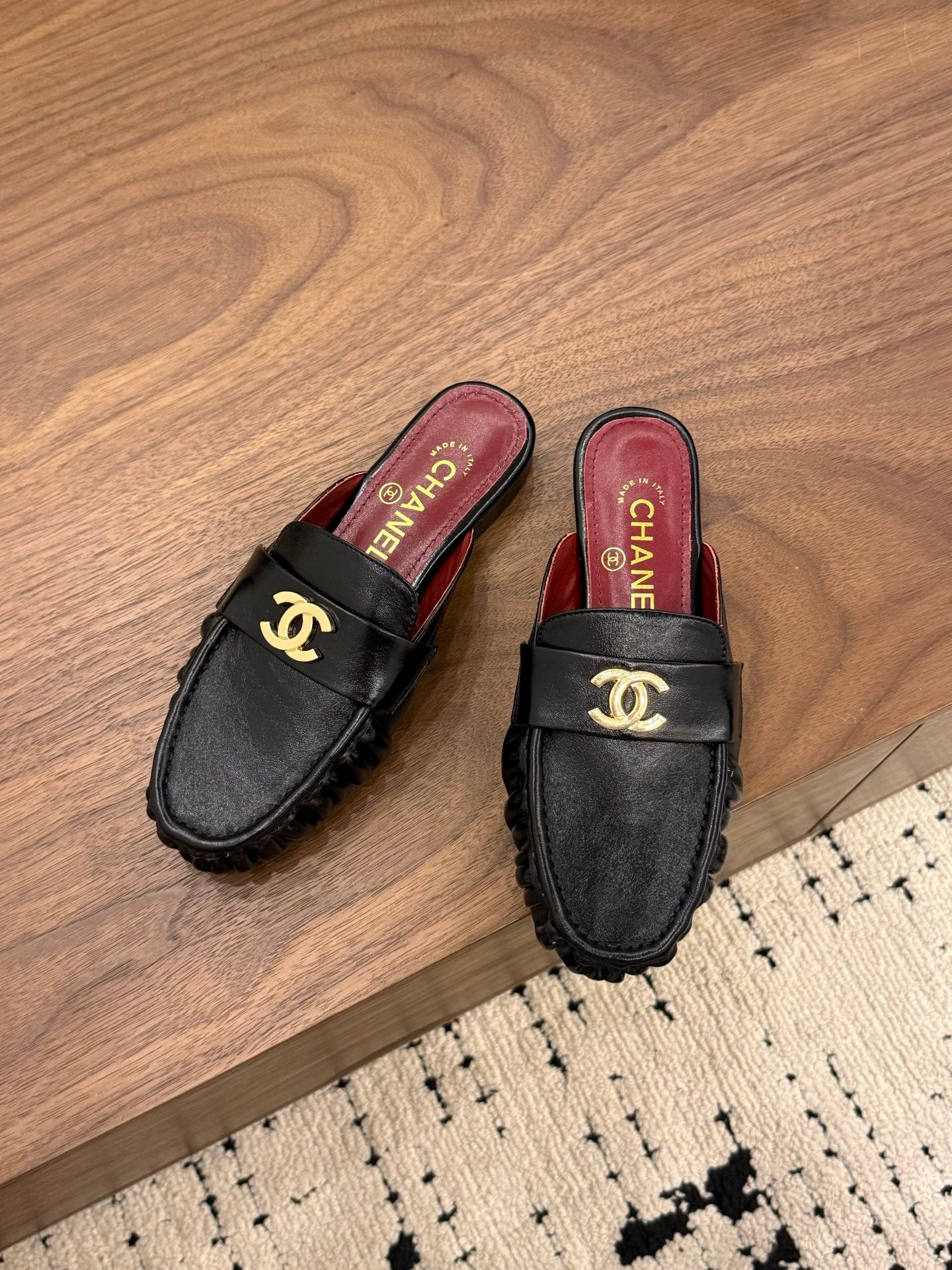 CHL Mule Shoes  Woman