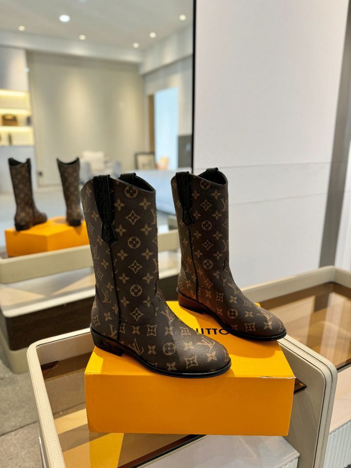 LU  Boots Woman