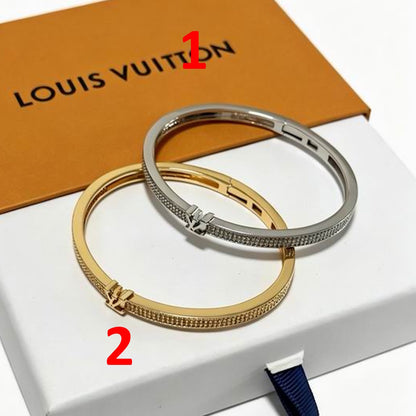 LU Fashion Bracelet